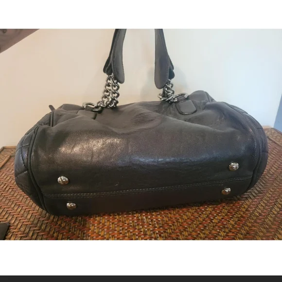 Authentic Chanel Black Quilted Leather Shoulder Bag Origonal Box and Card/papers - Picture 5 of 8